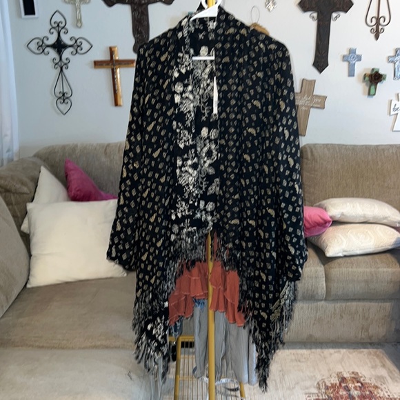 NWT Sole Society reversible kimono - Picture 5 of 11